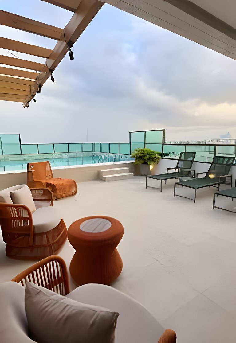 Experiência Ponta Verde Piscina com Vista Mar