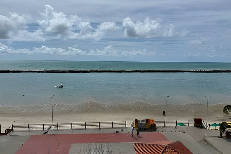 Cobertura beira mar piscina privativa, 5 quartos, ar condici