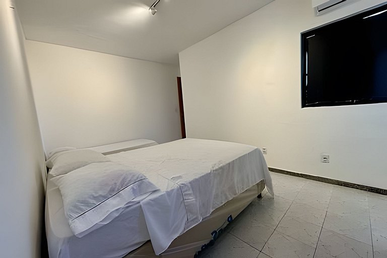 Cobertura beira mar piscina privativa, 5 quartos, ar condici