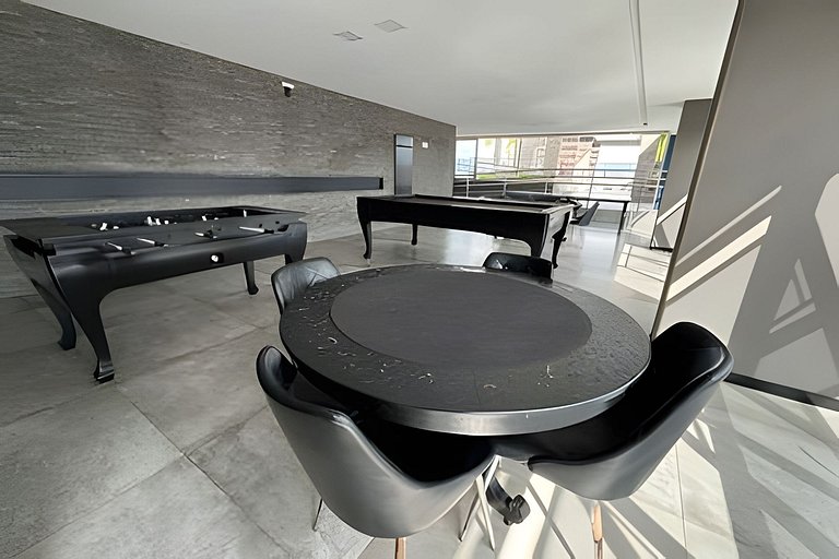 Loft com varanda 100 mt praia