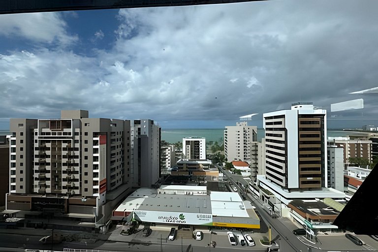 Loft com varanda 100 mt praia