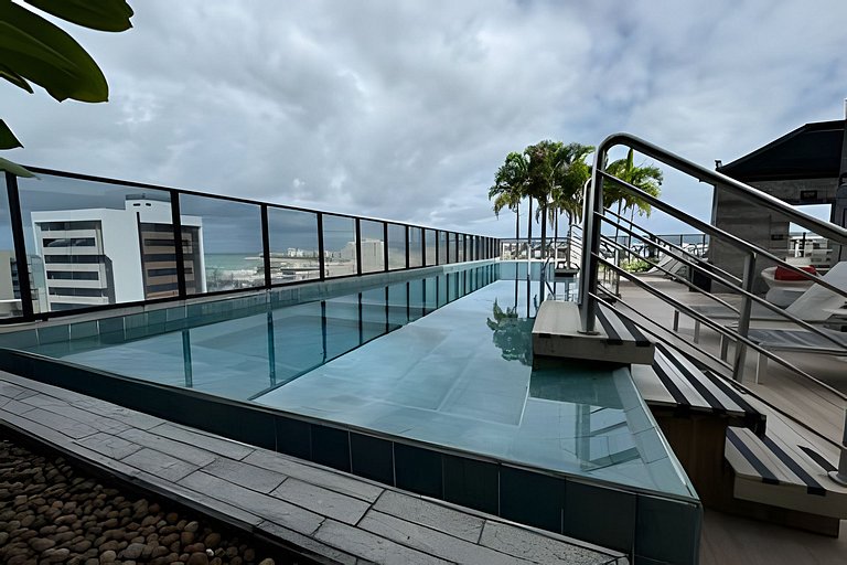 Loft com varanda 100 mt praia