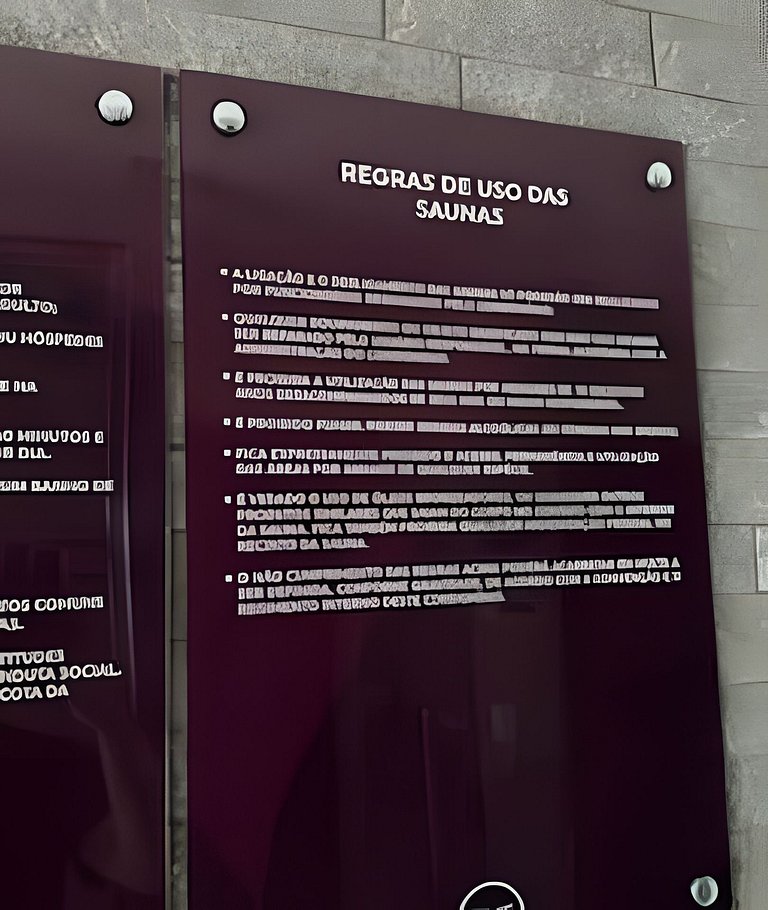 Flat c varanda a metros da praia com piscina e A/C