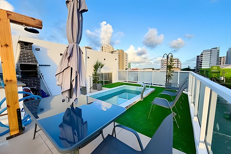 Cobertura exclusiva com piscina privativa e A/C