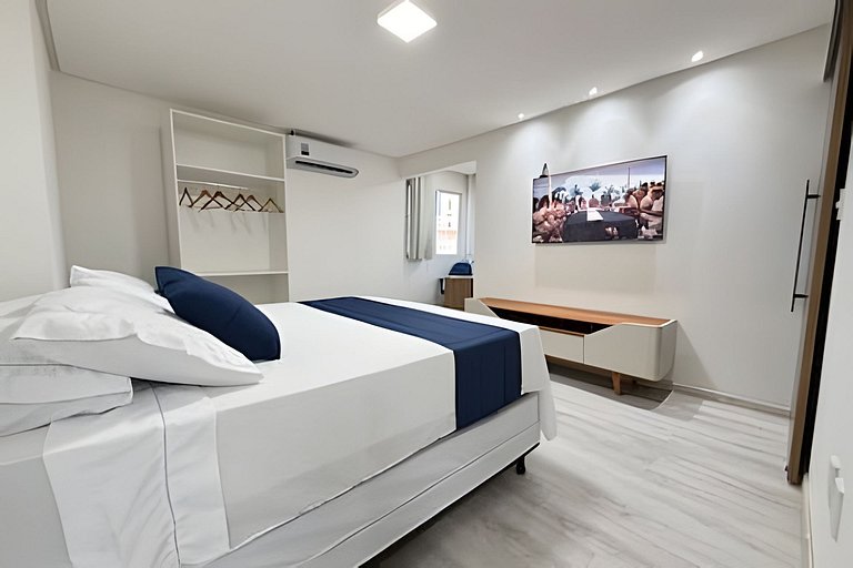 Cobertura exclusiva com piscina privativa e A/C