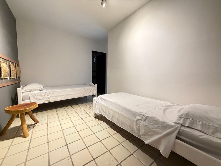 Cobertura beira mar piscina privativa, 5 quartos, ar condici